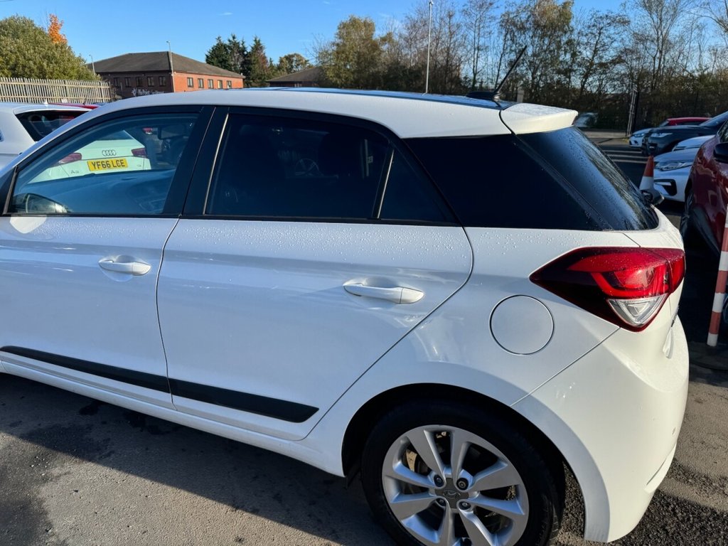 Used Hyundai i20 2015 for sale - 76202923: Photo 34