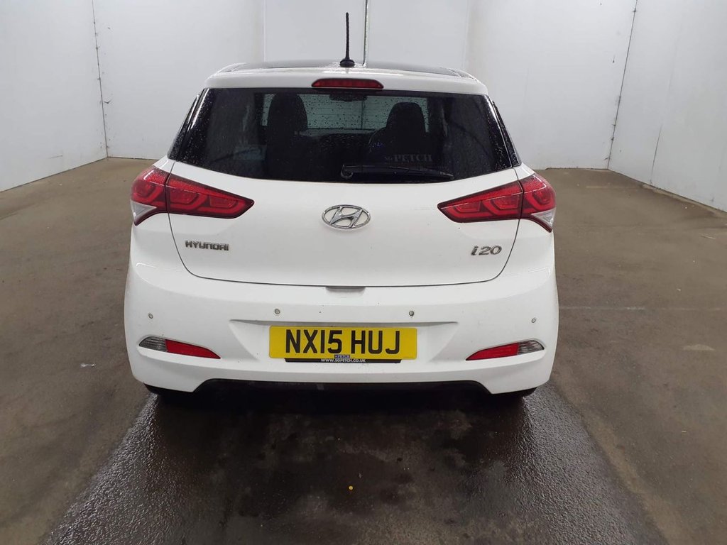 Used Hyundai i20 2015 for sale - 76202923: Photo 6