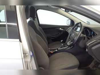 Used Ford Focus 2017 for sale - 78372967: Photo