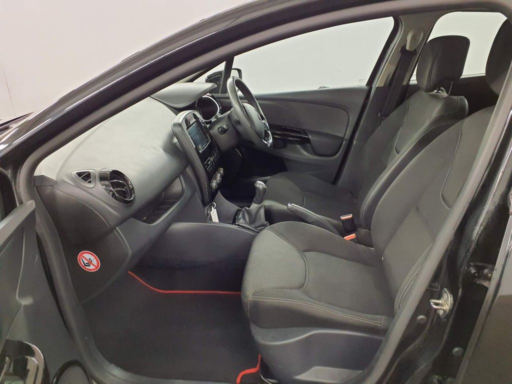 Used Renault Clio 2014 for sale - 76482358: Photo 9