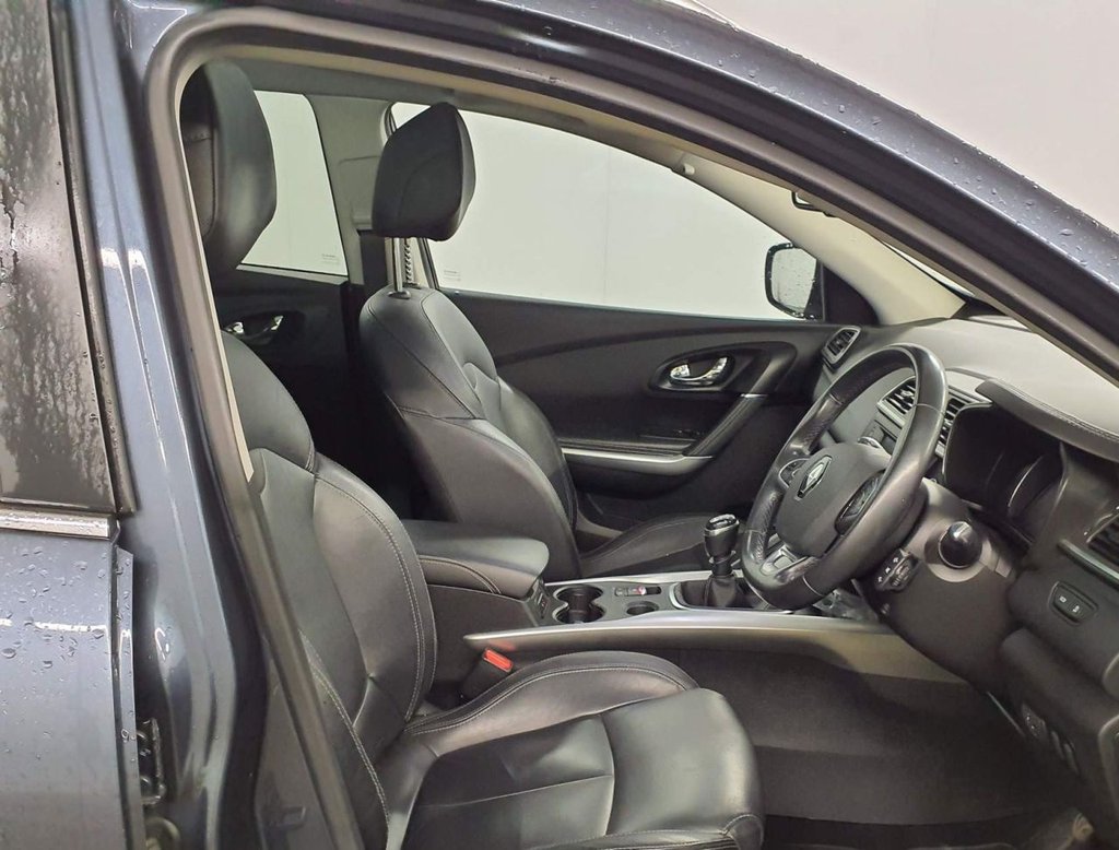 Used Renault Kadjar 2018 for sale - 77356137: Photo 2