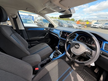Used Volkswagen T-Roc 2018 for sale - 79141864: Photo