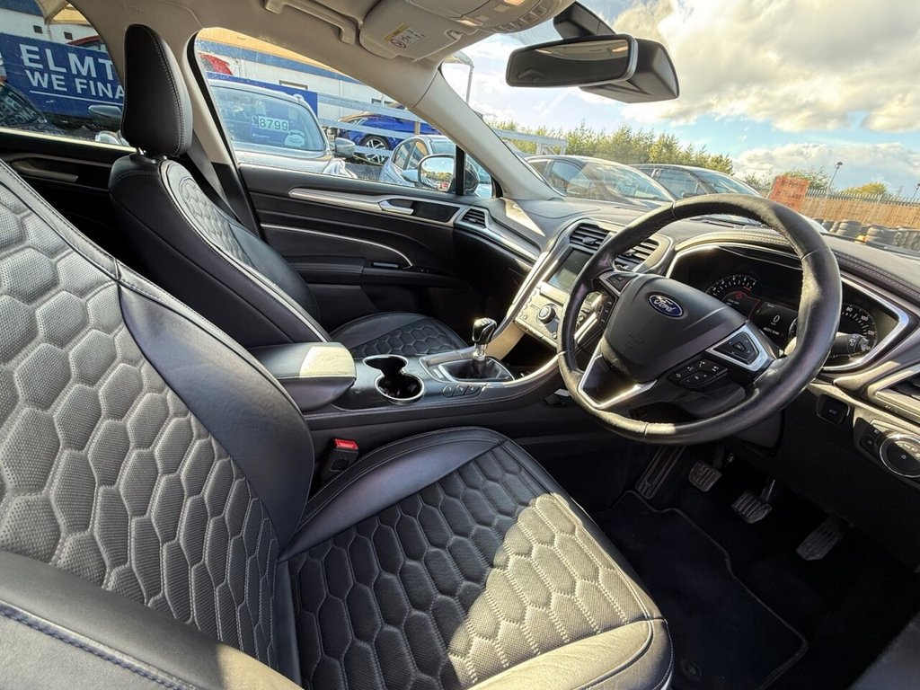 Used Ford Mondeo 2017 for sale - 76509609: Photo 2