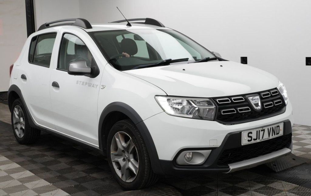 Used Dacia Sandero Stepway 2017 for sale - 76900731: Photo 1