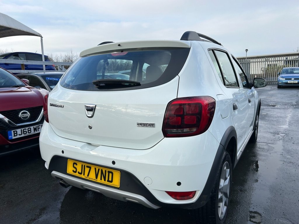 Used Dacia Sandero Stepway 2017 for sale - 76900731: Photo 27