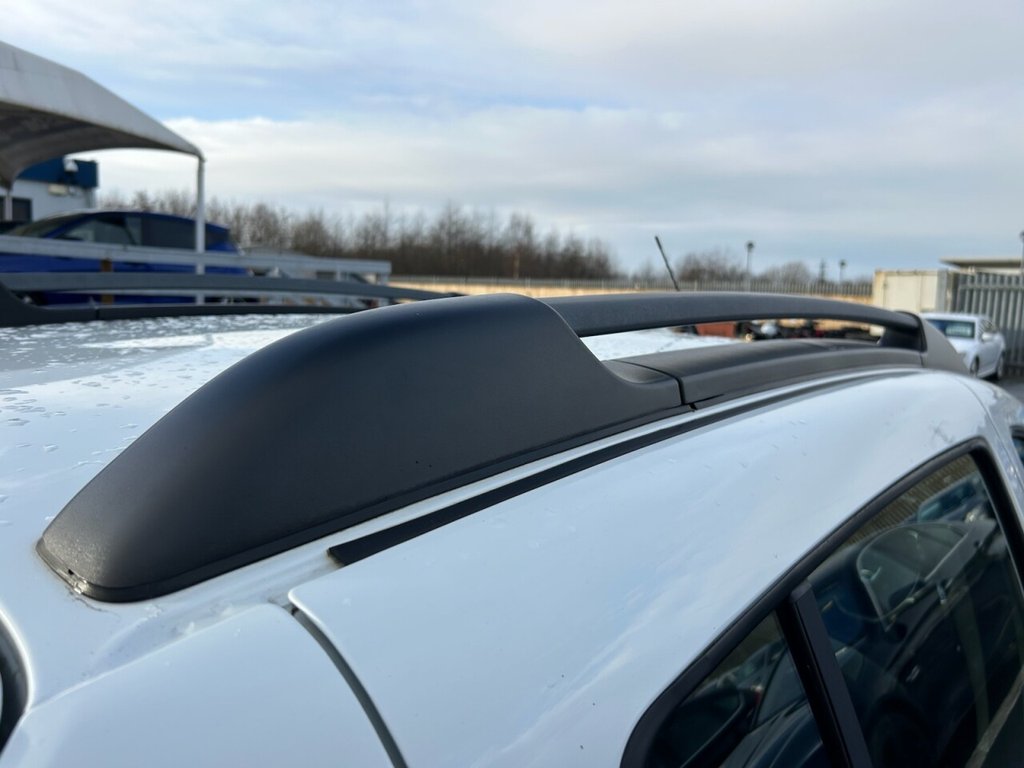 Used Dacia Sandero Stepway 2017 for sale - 76900731: Photo 46