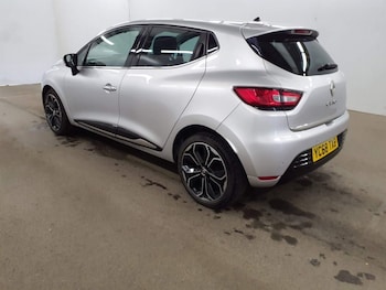 Used Renault Clio 2018 for sale - 78387397: Photo
