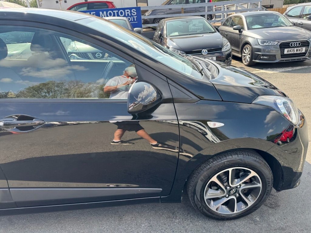 Used Hyundai i10 2018 for sale - 77520536: Photo 20