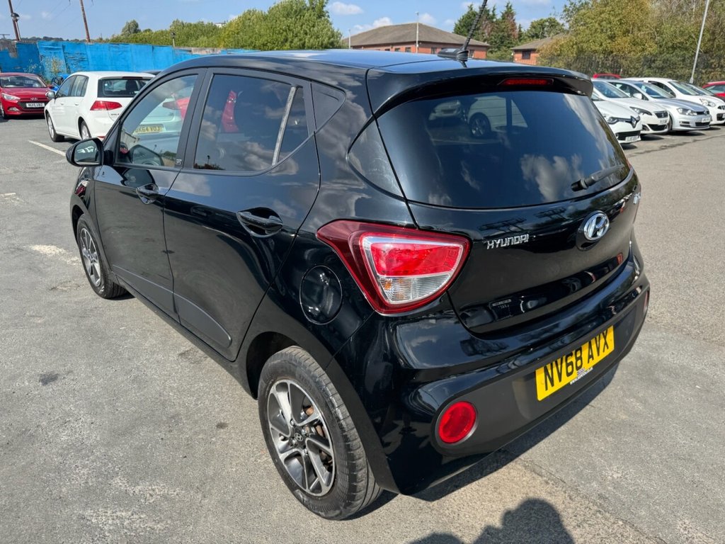 Used Hyundai i10 2018 for sale - 77520536: Photo 40