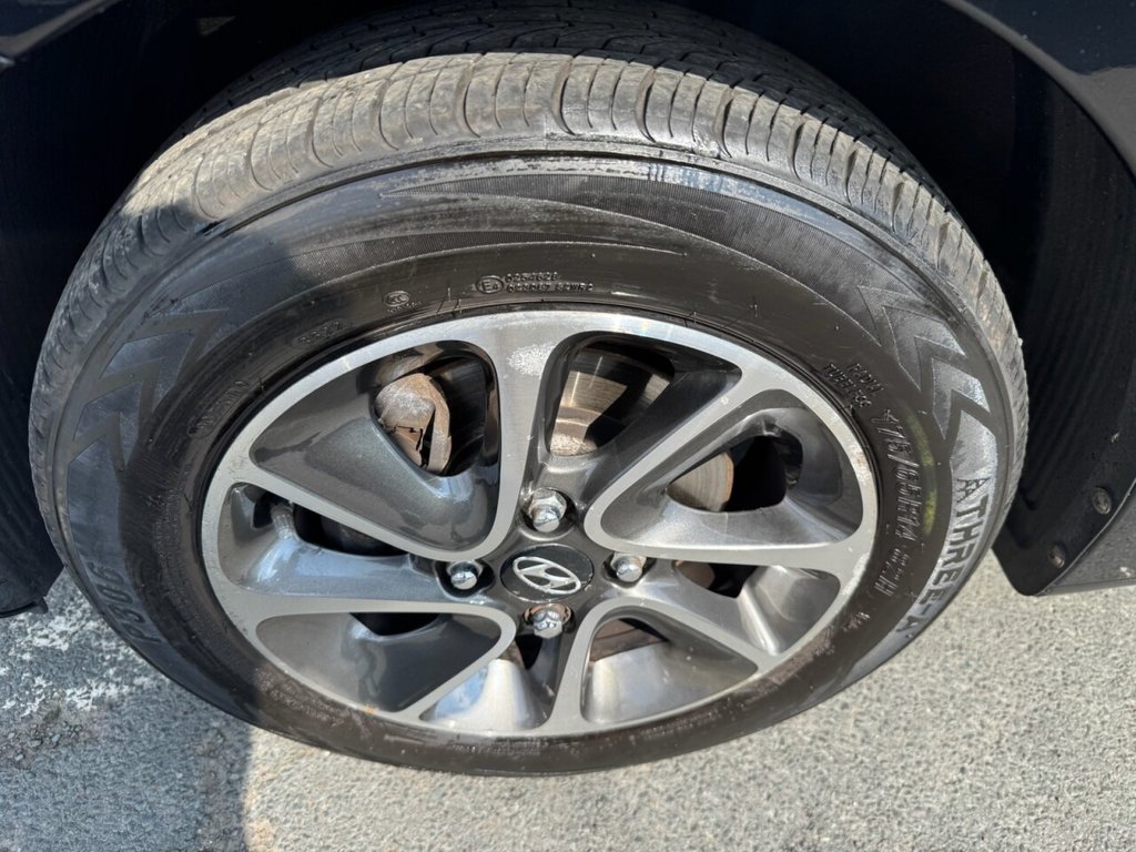 Used Hyundai i10 2018 for sale - 77520536: Photo 42