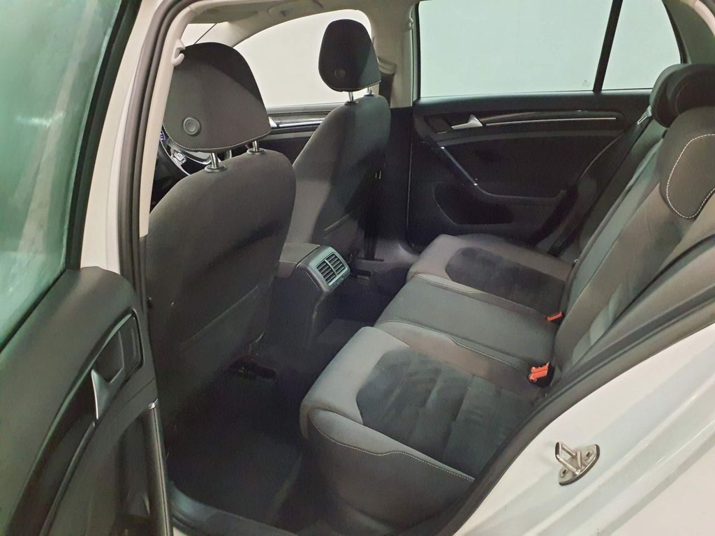 Used Volkswagen Golf 2014 for sale - 77498932: Photo 8