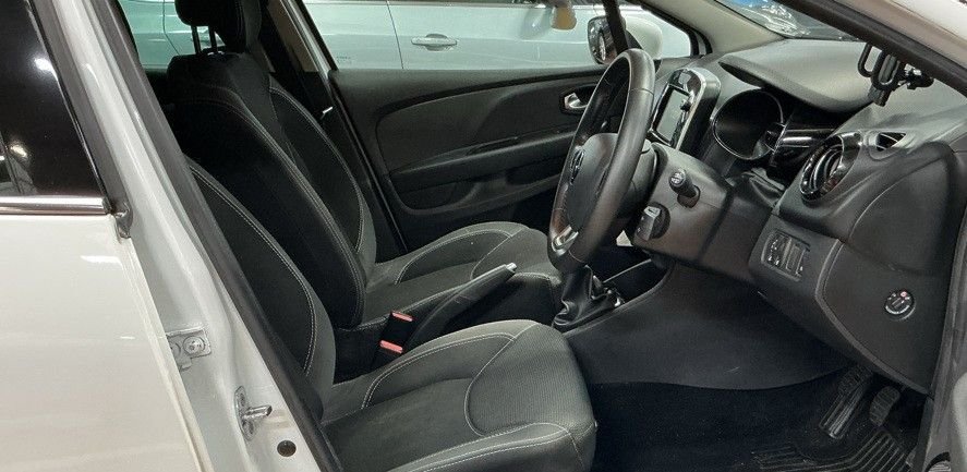 Used Renault Clio 2019 for sale - 76798044: Photo 8