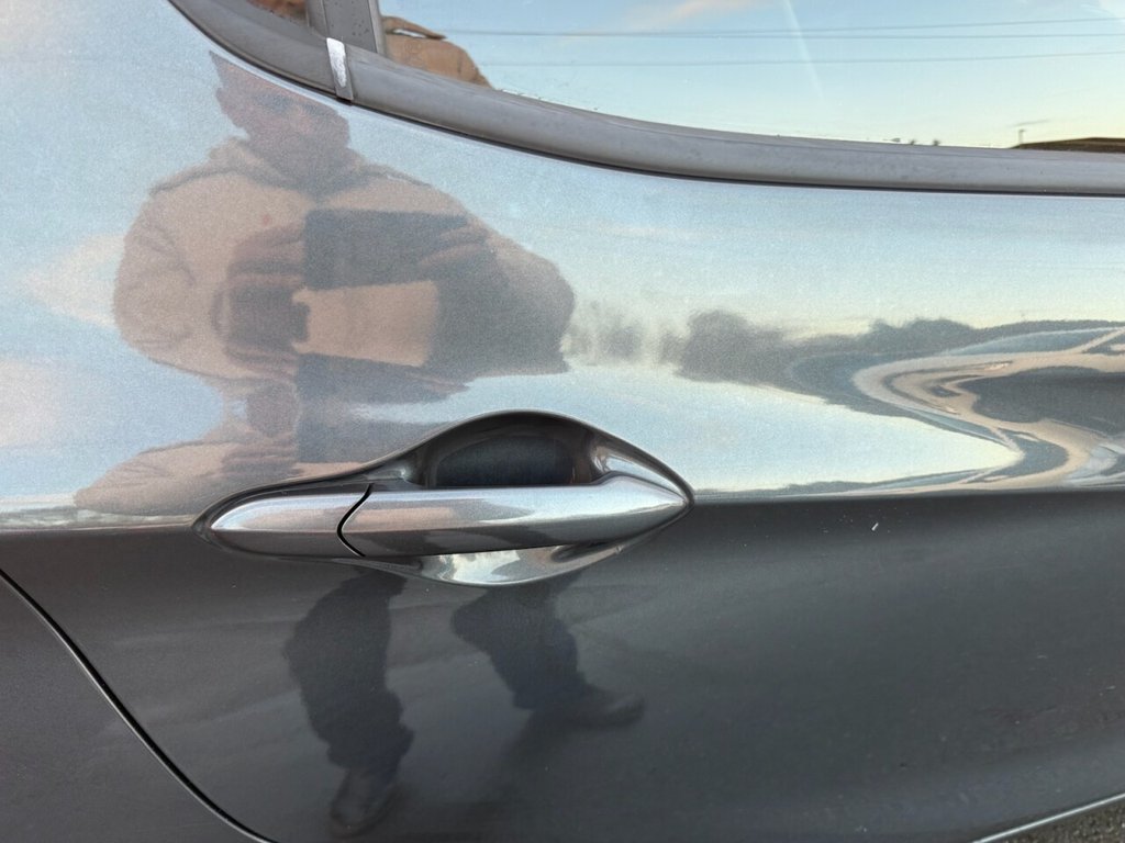 Used Vauxhall Viva 2017 for sale - 76655423: Photo 46