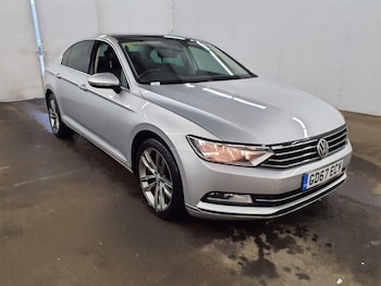 Used Volkswagen Passat 2017 for sale - 77534596: Photo