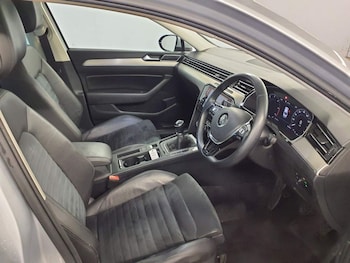 Used Volkswagen Passat 2017 for sale - 77534596: Photo