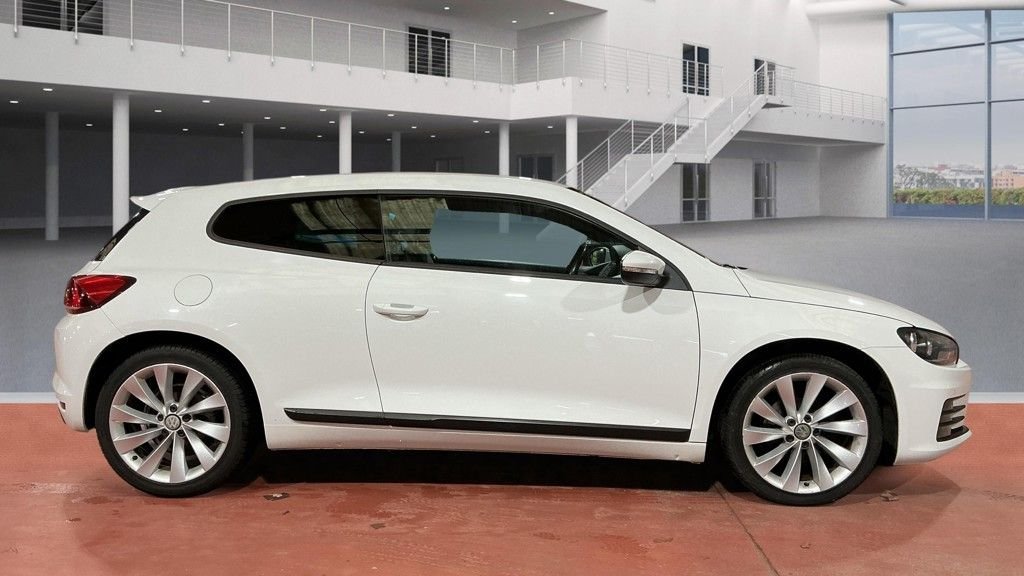 Used Volkswagen Scirocco 2016 for sale - 77463927: Photo 5