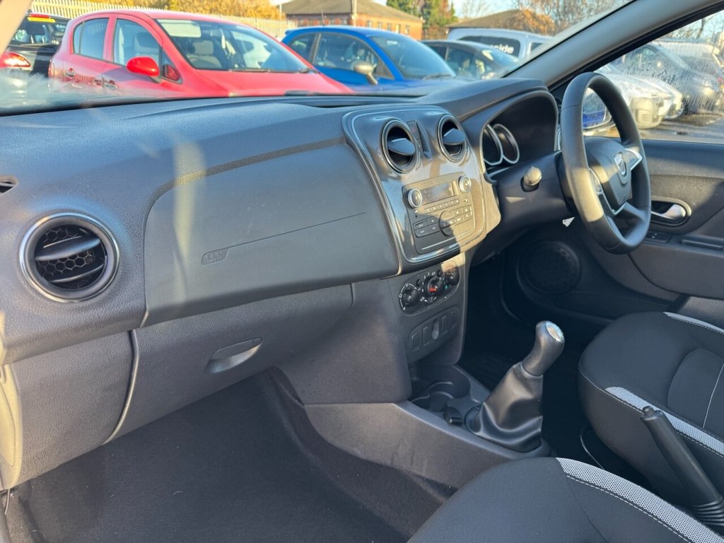 Used Dacia Sandero Stepway 2017 for sale - 76698511: Photo 14