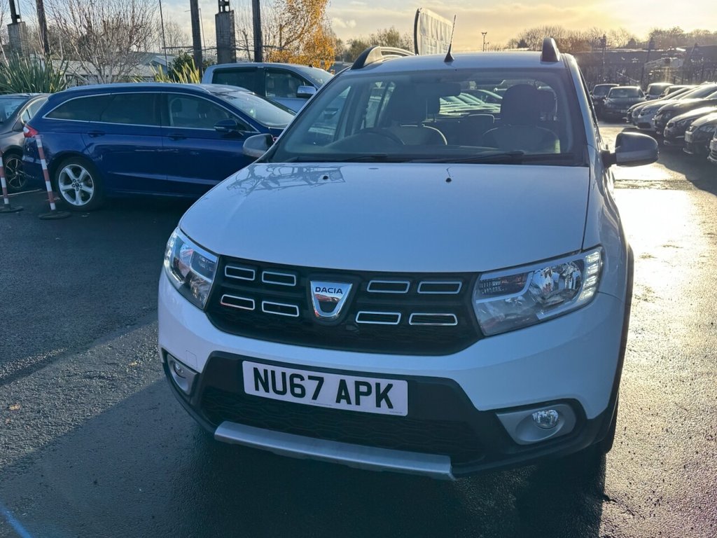 Used Dacia Sandero Stepway 2017 for sale - 76698511: Photo 25