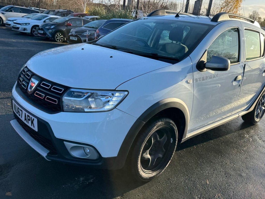 Used Dacia Sandero Stepway 2017 for sale - 76698511: Photo 28
