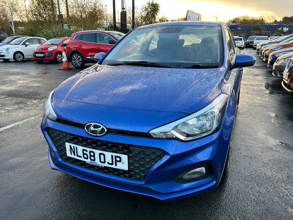 Used Hyundai i20 2018 for sale - 76510175: Photo 23