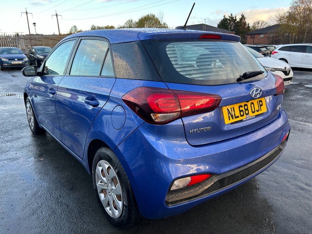 Used Hyundai i20 2018 for sale - 76510175: Photo 33