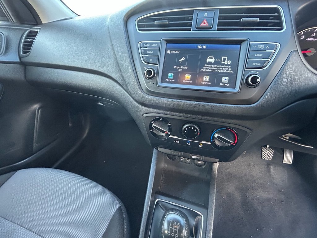 Used Hyundai i20 2018 for sale - 76510175: Photo 45