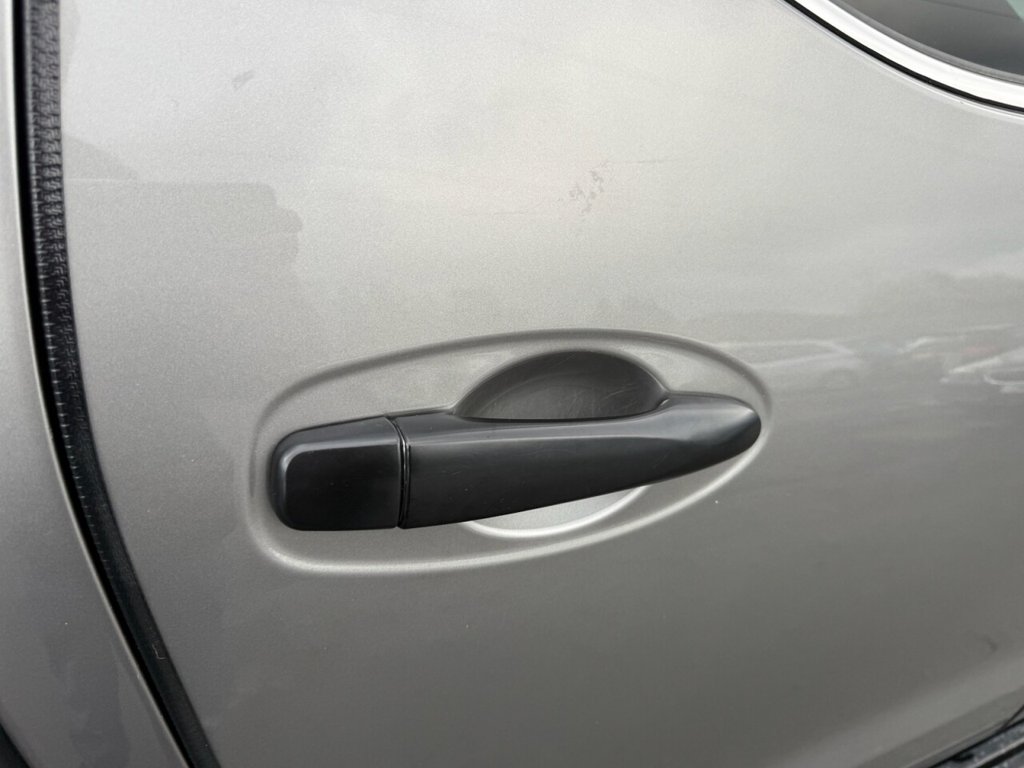 Used Nissan Navara 2016 for sale - 77451821: Photo 41