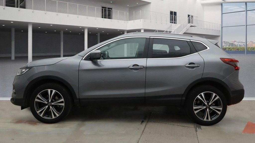 Used Nissan Qashqai 2018 for sale - 77507862: Photo 4