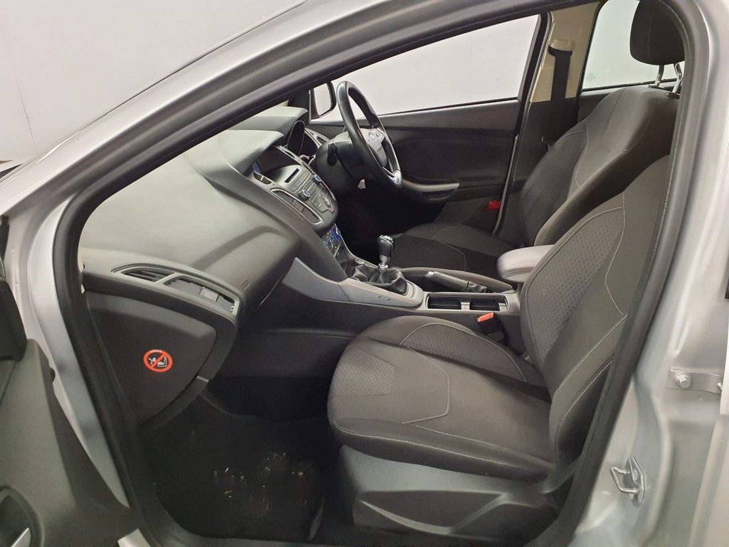 Used Ford Focus 2015 for sale - 77212503: Photo 9