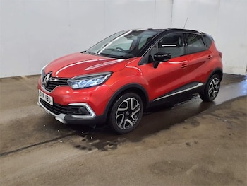 Used Renault Captur 2018 for sale - 76798023: Photo