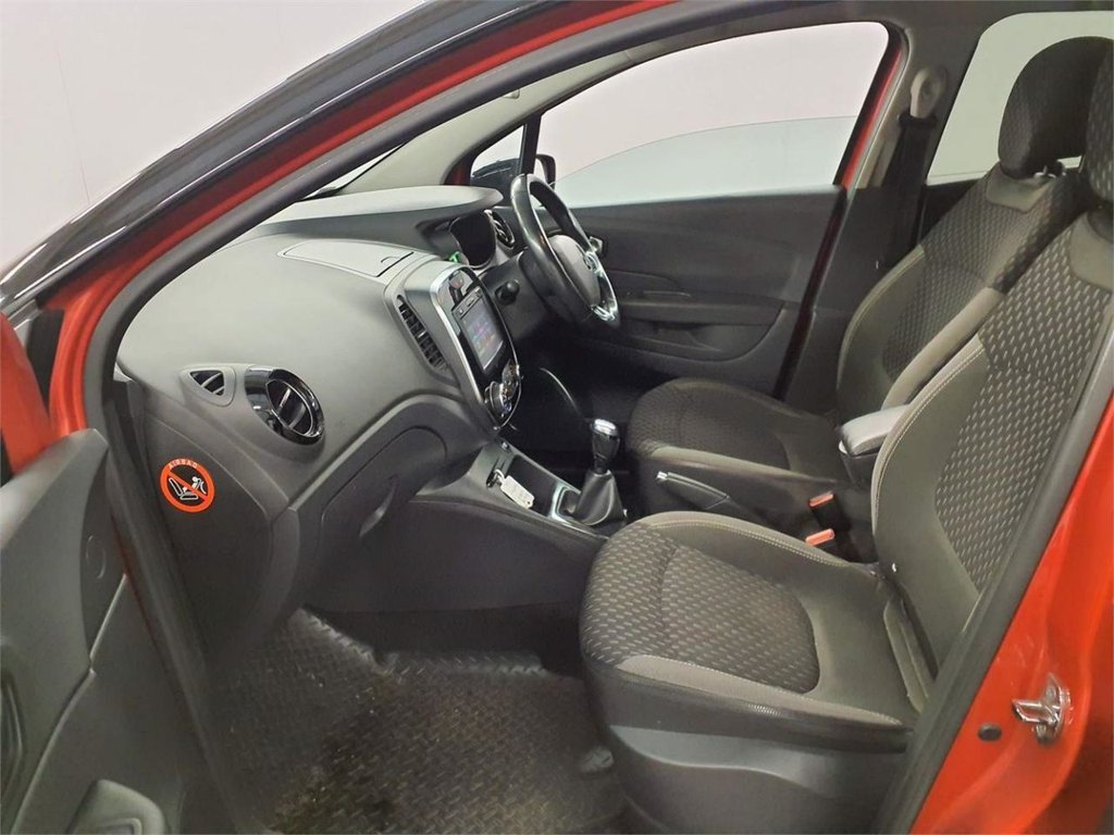 Used Renault Captur 2018 for sale - 76798023: Photo 8