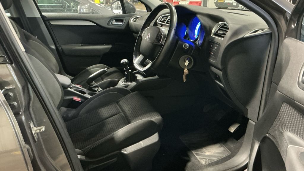 Used Citroen C4 2018 for sale - 77583379: Photo 2