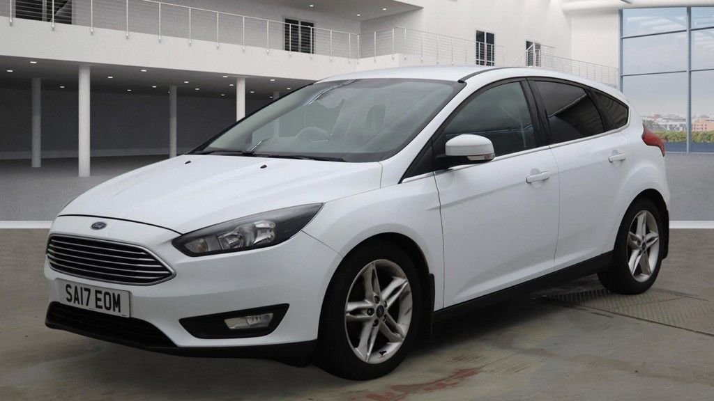 Used Ford Focus 2017 for sale - 77572042: Photo 2