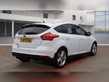 Used Ford Focus 2017 for sale - 77572042: Photo