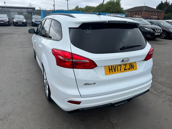 Used Ford Focus 2017 for sale - 74529035: Photo 6