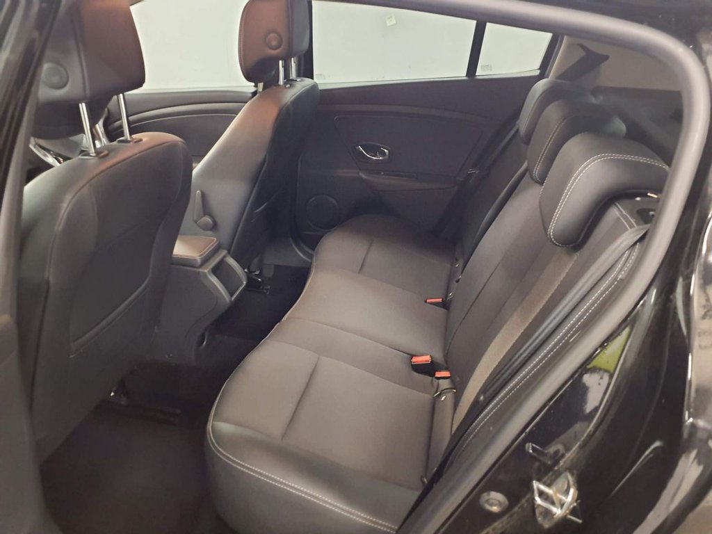 Used Renault Megane 2015 for sale - 77765393: Photo 8