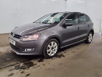 Used Volkswagen Polo 2013 for sale - 77680751: Photo