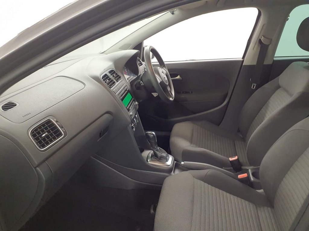 Used Volkswagen Polo 2013 for sale - 77680751: Photo 8