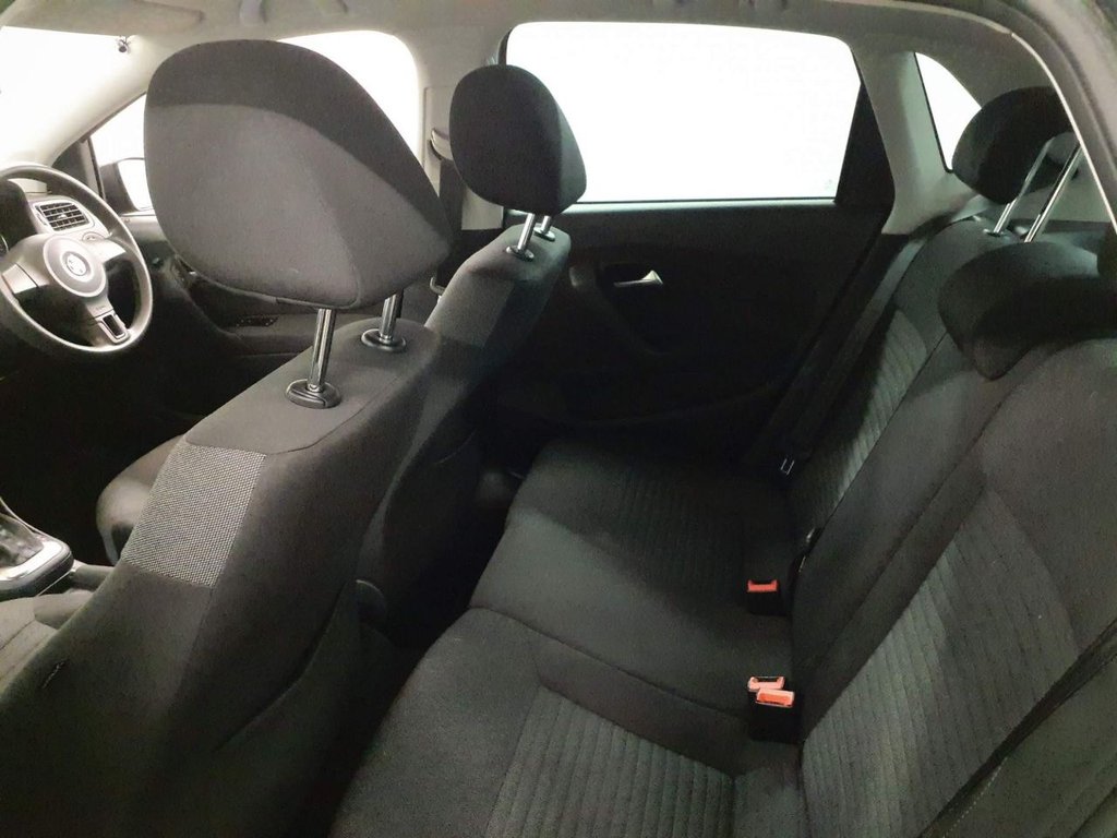 Used Volkswagen Polo 2013 for sale - 77680751: Photo 9