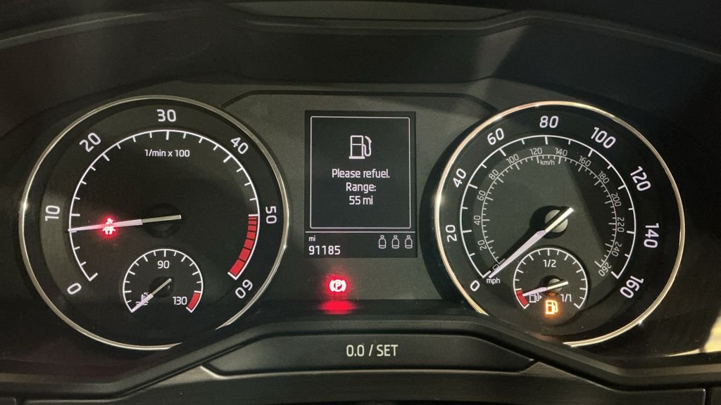 Used Skoda Superb 2017 for sale - 77328527: Photo 10