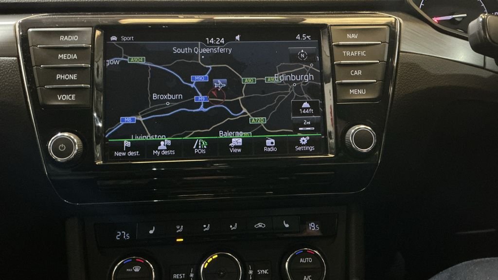 Used Skoda Superb 2017 for sale - 77328527: Photo 11