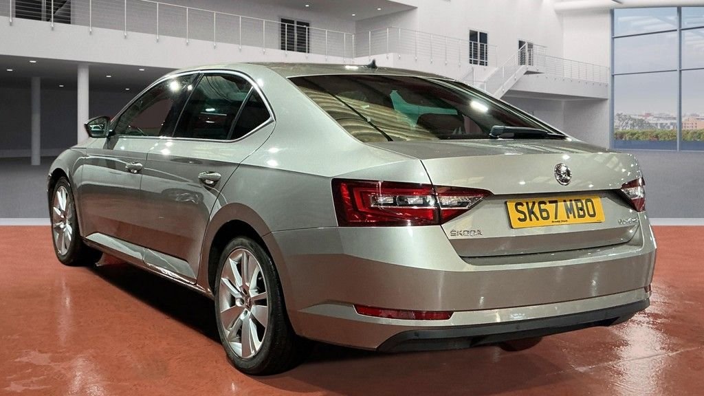 Used Skoda Superb 2017 for sale - 77328527: Photo 3