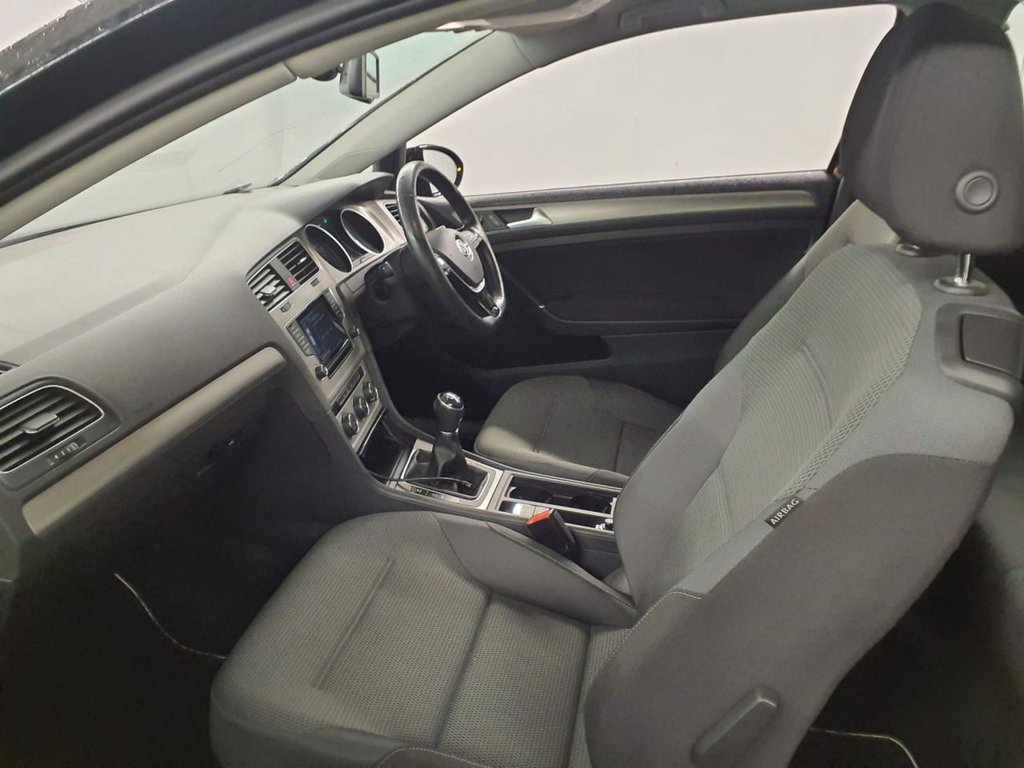 Used Volkswagen Golf 2014 for sale - 77356106: Photo 10