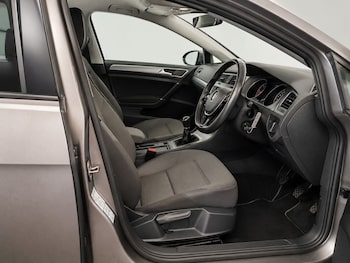 Used Volkswagen Golf 2016 for sale - 78996461: Photo