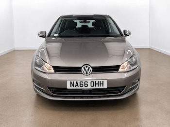 Used Volkswagen Golf 2016 for sale - 78996461: Photo