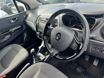 Used Renault Captur 2015 for sale - 78597630: Photo