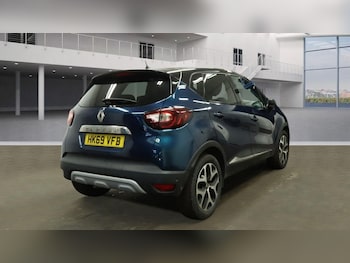 Used Renault Captur 2019 for sale - 77356475: Photo