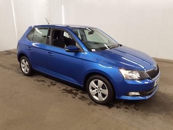 Used Skoda Fabia 2015 for sale - 76454664: Photo