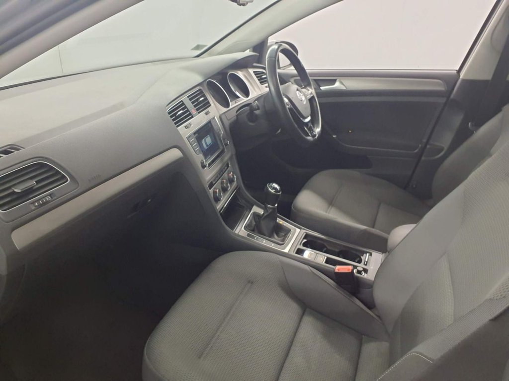 Used Volkswagen Golf 2016 for sale - 78044870: Photo 9