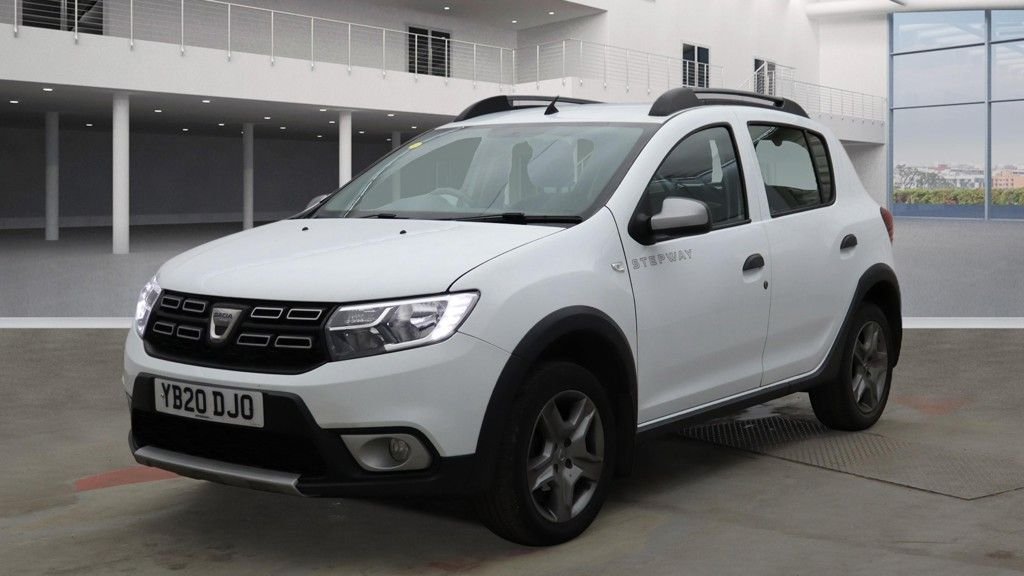 Used Dacia Sandero Stepway 2020 for sale - 77609245: Photo 2